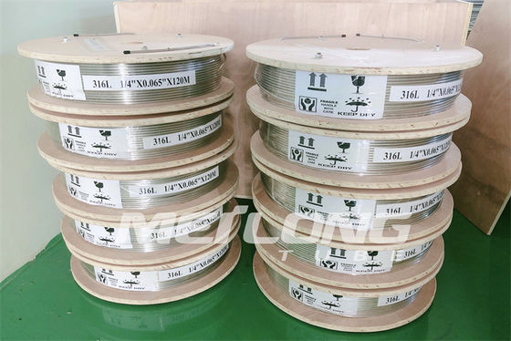 أنبوب شعري غير قابل للصدأ ASTM أنبوب شعري غير قابل للصدأ 12000 متر صلب مع تركيبات الطويق